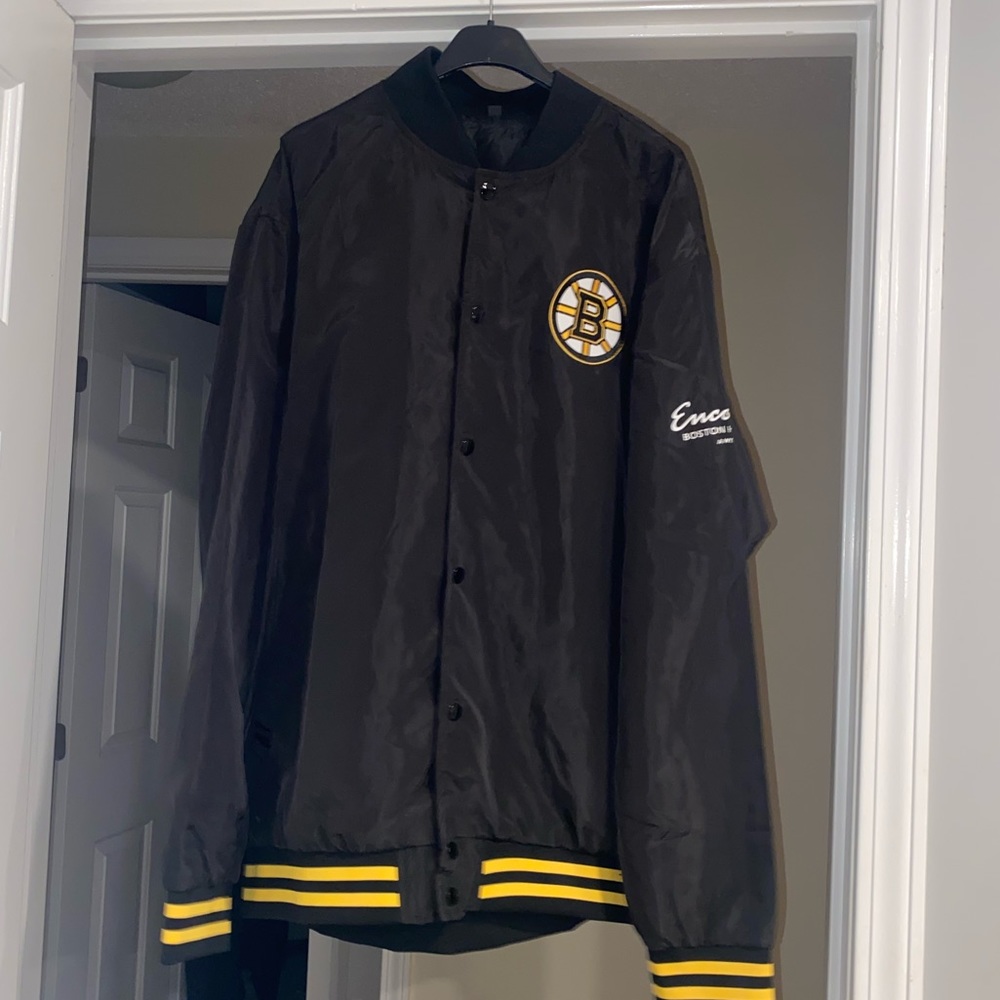 Men’s Boston Bruins Encore Boston Lightweight button up jacket